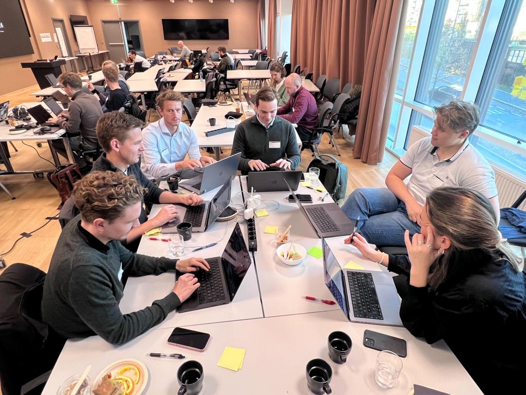 bilde fra hackathon 2024